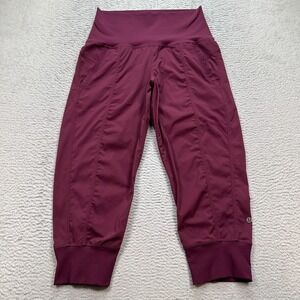 Lululemon High rise Crop Red Burgundy Capri Leggings Size 6 (FITS 26x21)
